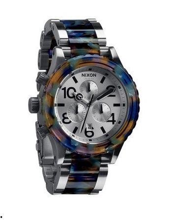 大学生追捧国产手表视频,大学生追捧背后的时尚与国潮力量