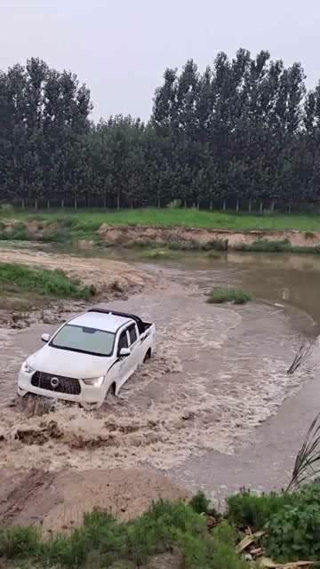 国产车越野大挑战视频,挑战极限，荣耀征途